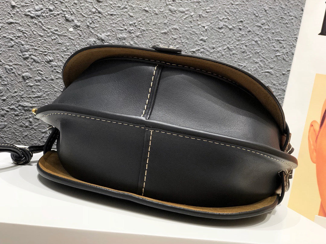 Loewe-gate-small-20x19x11-5-cm-7