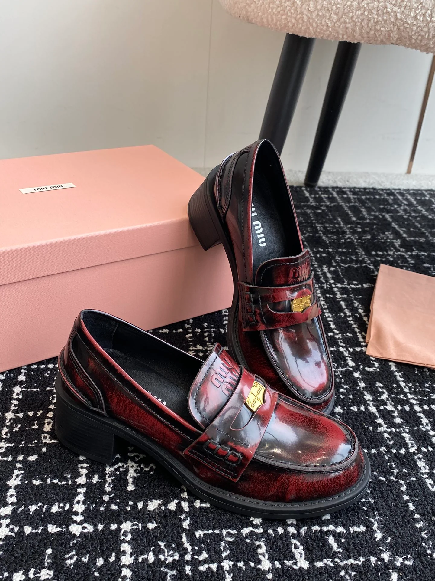 Лоферы Miu Miu 2024 - бордовые - 1