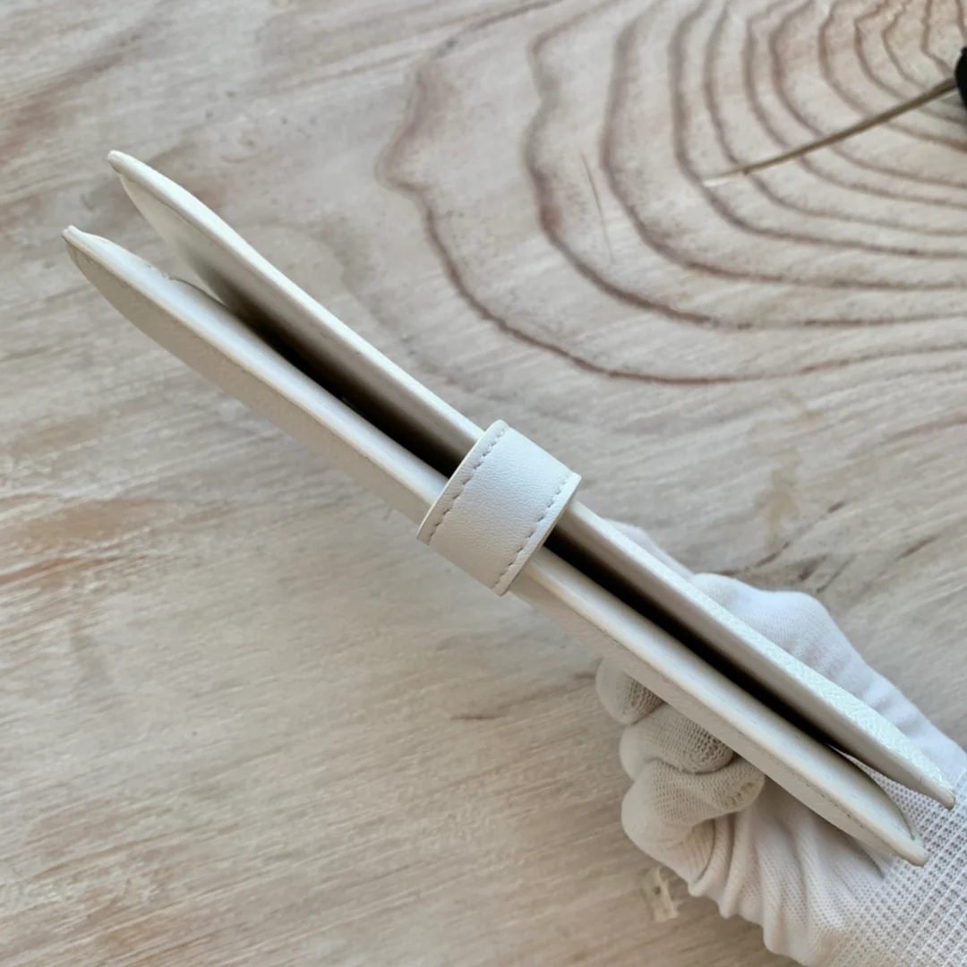 Длинный кошелек Celine - Кошелек с ремешком из крупнозернистой телячьей кожи - 13