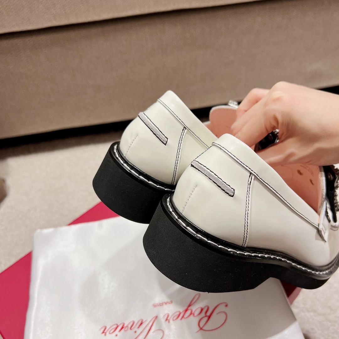 кожаные лоферы с пряжкой