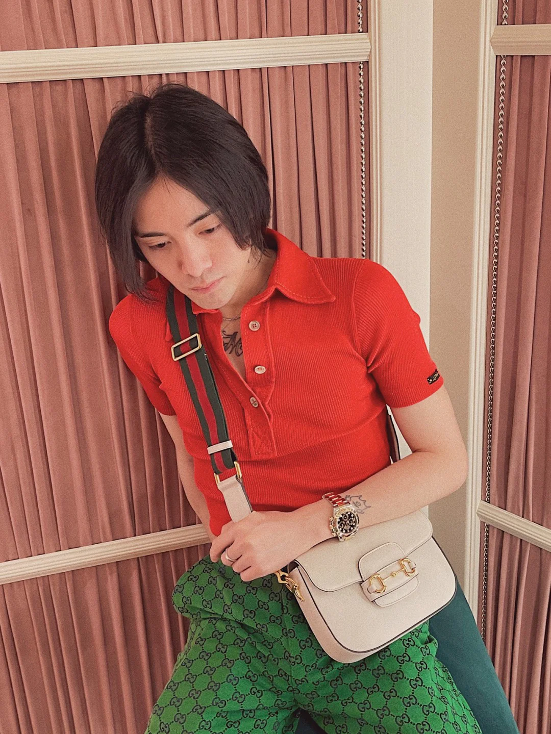 Сумка-седло Gucci 1955 из натуральной кожи с пряжкой в ??виде подковы