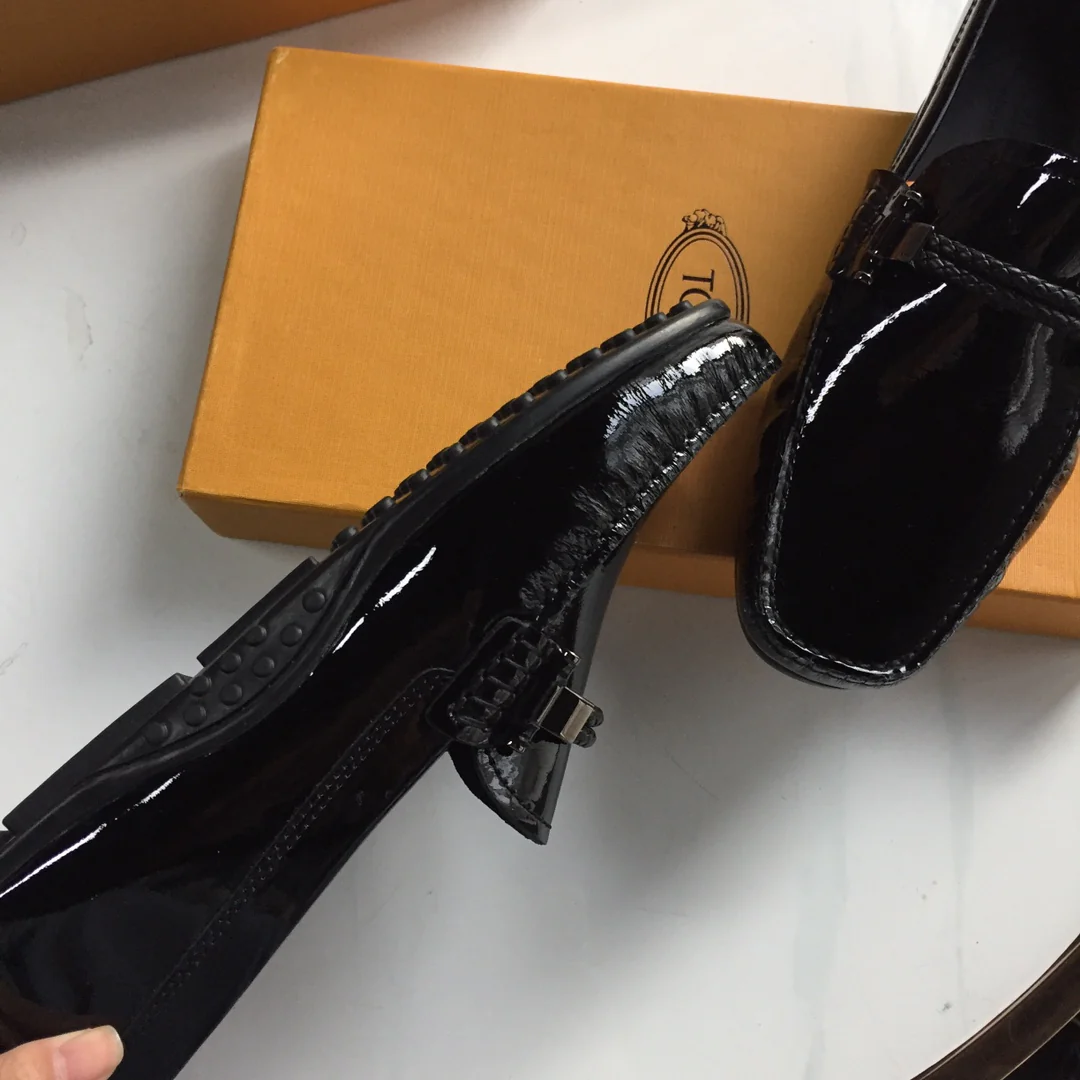 Tods - Лакированные лоферы - Туфли без шнурков