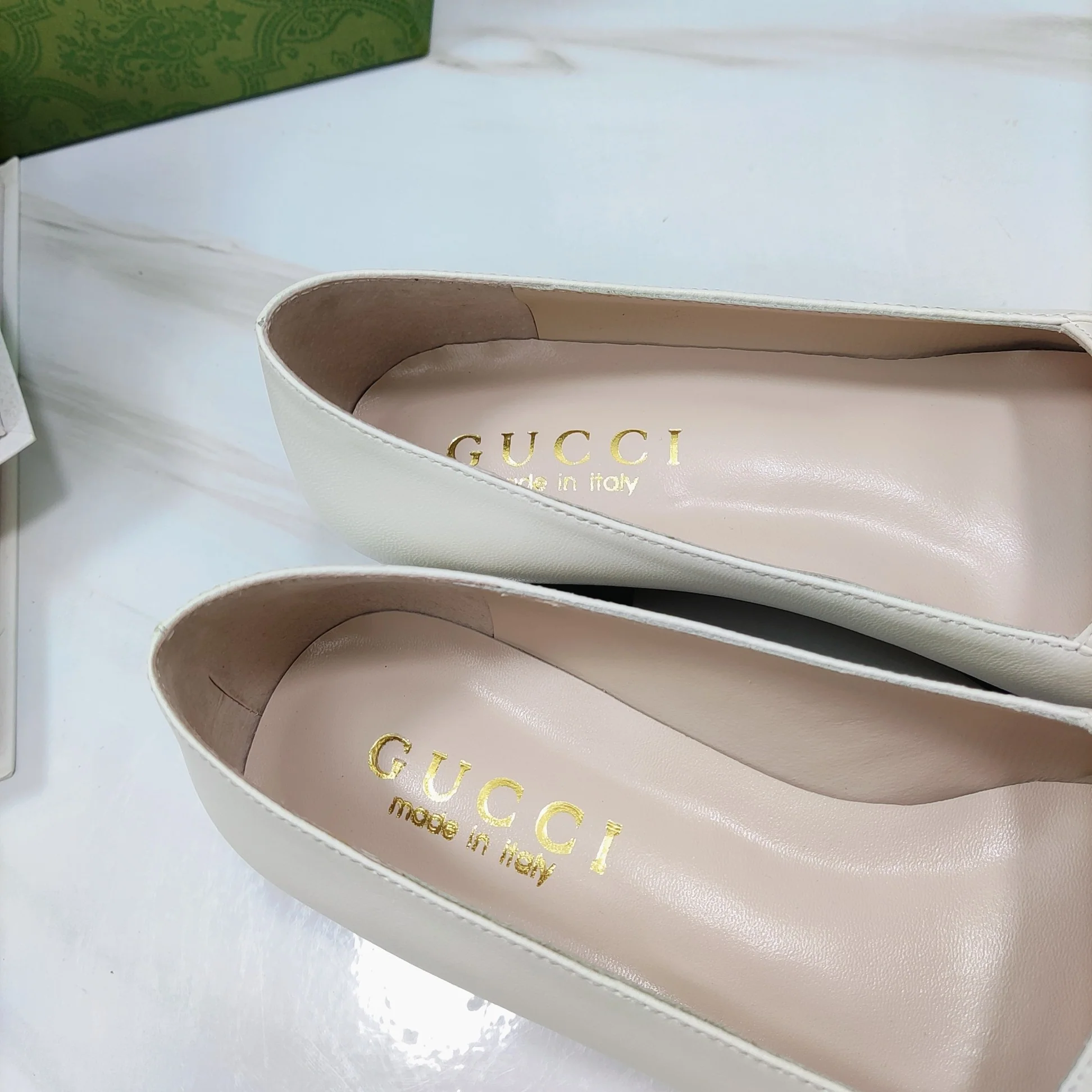 Туфли Gucci в стиле ретро с квадратным носком и низким каблуком - 1