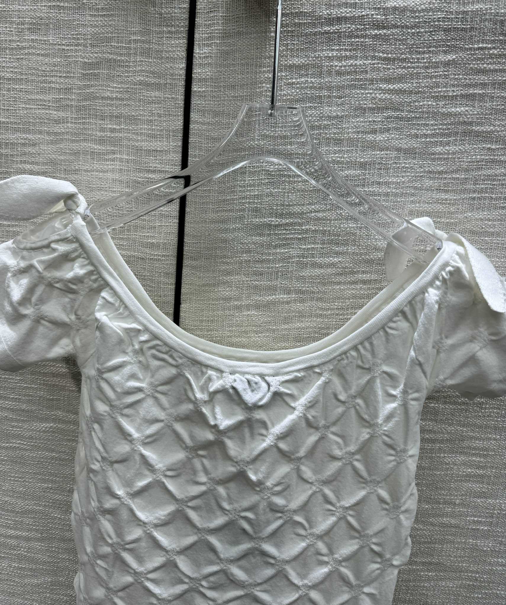 Chanel 2403 - Футболка с коротким рукавом из фактурного трикотажа - Белая