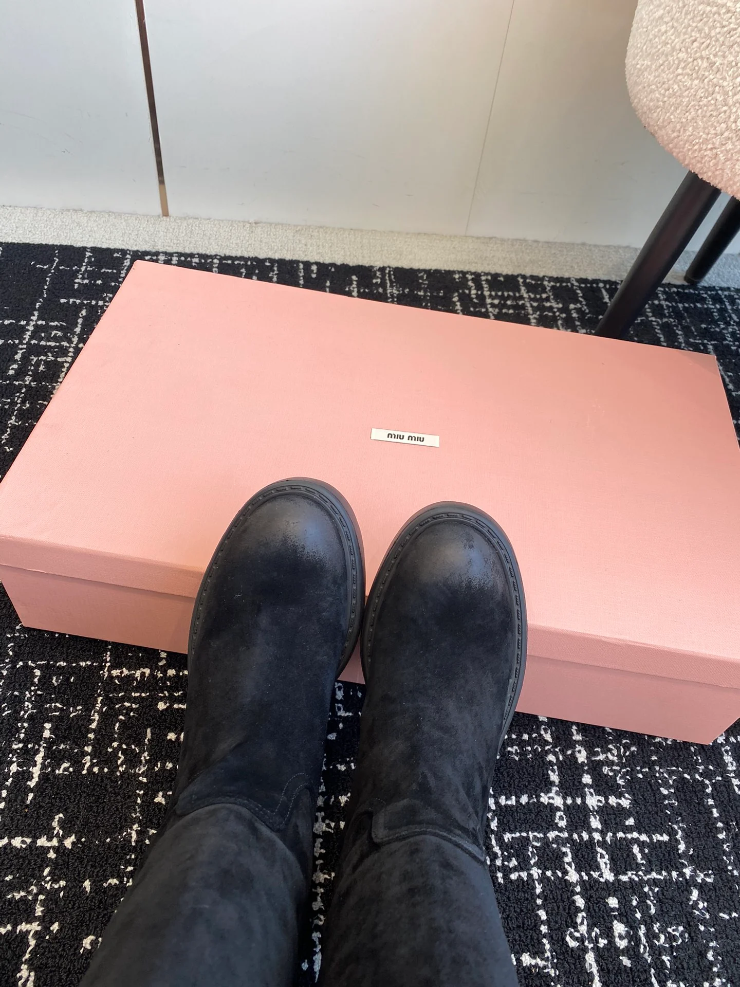 Ботильоны на высоком каблуке Miu Miu 2024 — черные