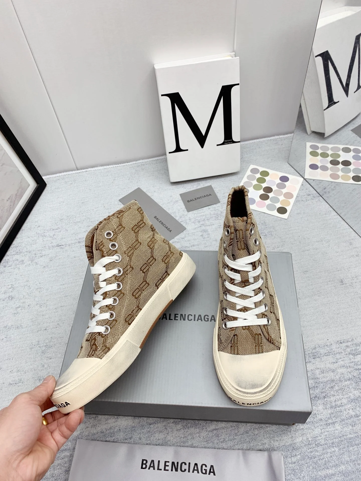 Новинка сезона осень/зима 2022 от Balenciaga - Парижские парусиновые туфли - Унисекс - Цвет хаки