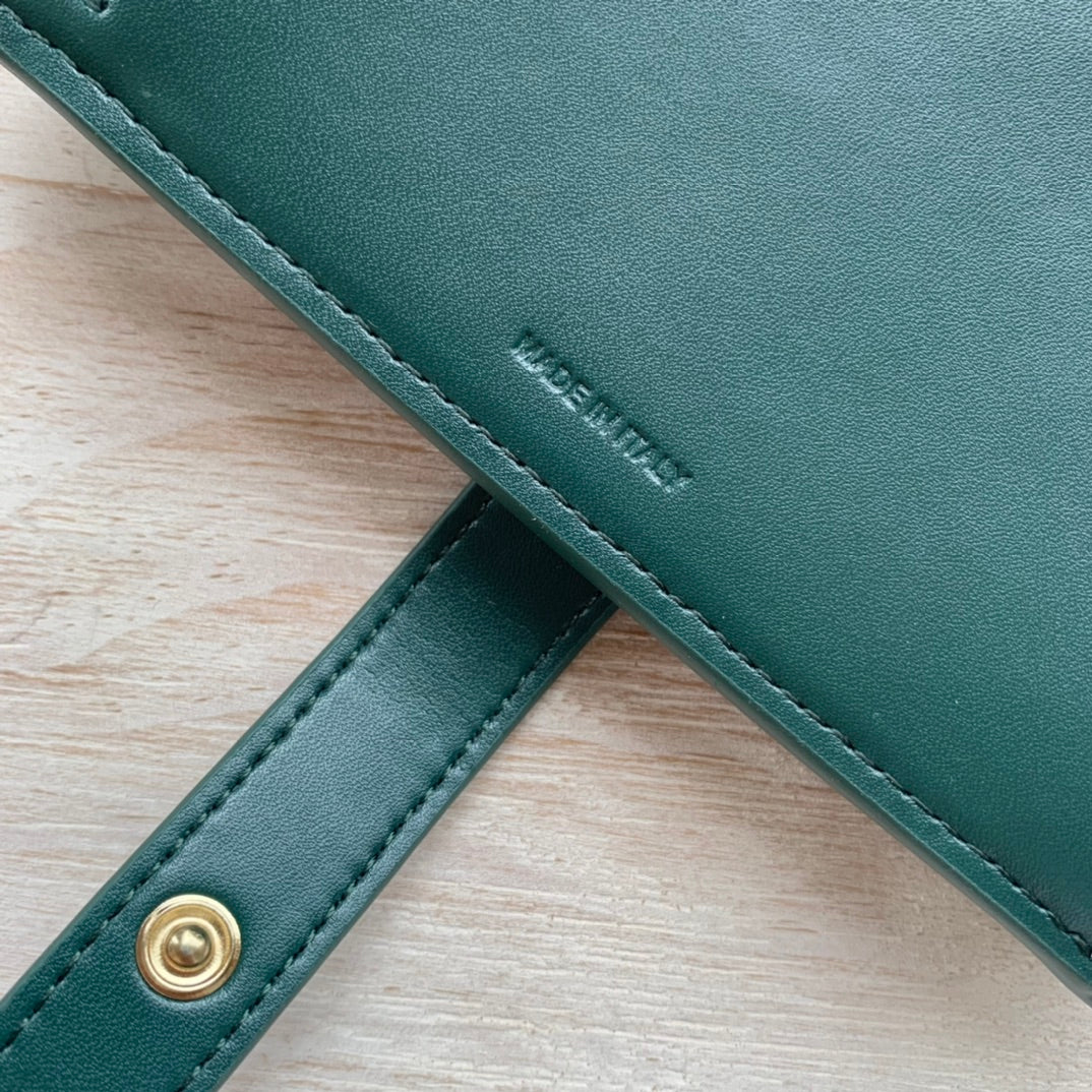 Кошелек Celine Strap из зернистой телячьей кожи - 10