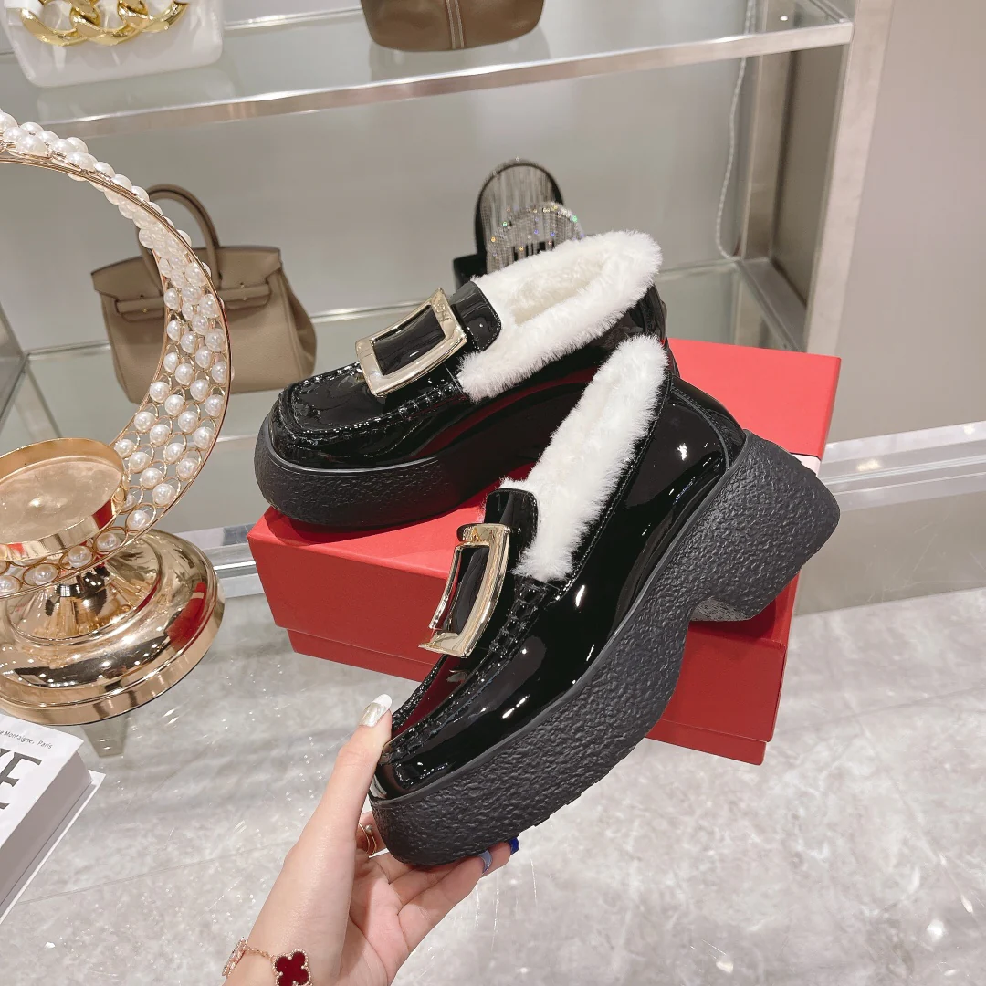 Новые флисовые лоферы на толстой подошве с квадратными пуговицами, осенне-зимняя коллекция RV.