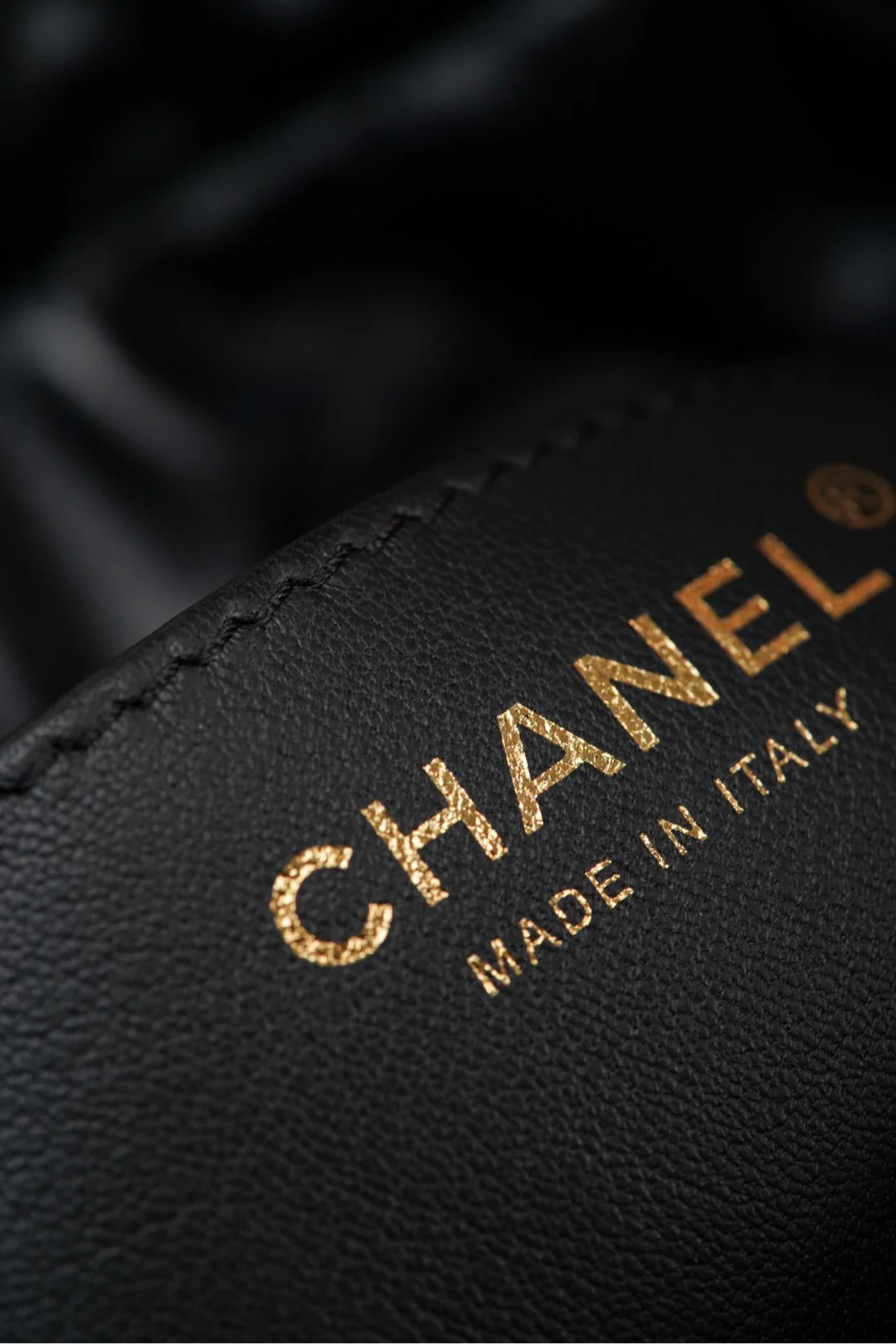 Мини-сумочка 23s-22 - Натуральная кожа - Черно-золотая