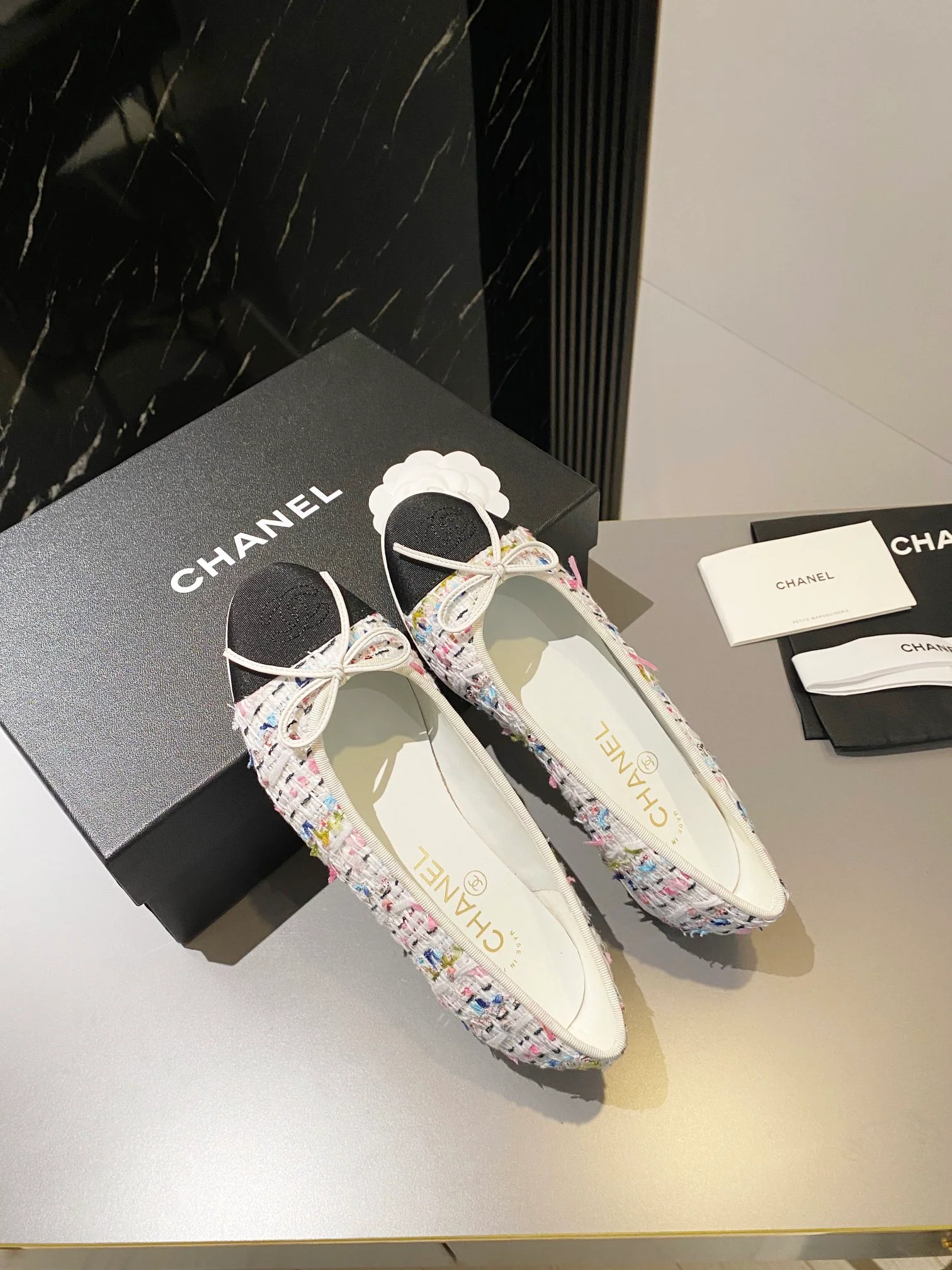 Новинка сезона осень/зима 2023 от Chanel - балетки.