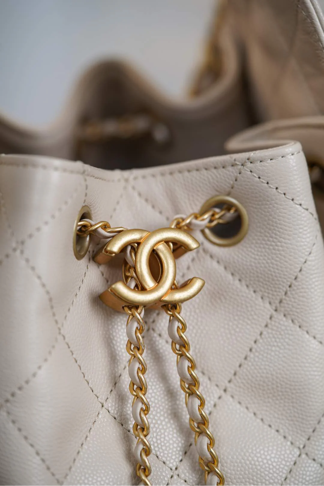 Сумка Chanel 25s 25bag Caviar Drawstring Hobo Small - Off-white