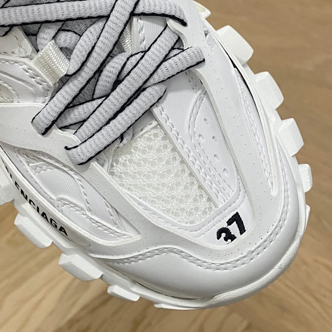 Кроссовки Balenciaga Track 2 High-Top Retro Chunk Shoes - белые