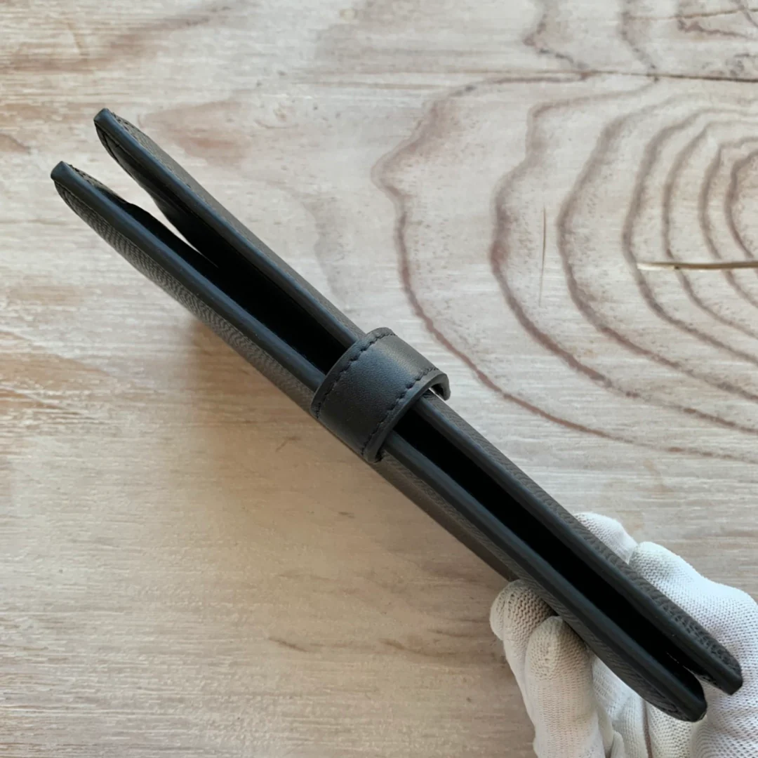 Длинный кошелек Celine - Кошелек с ремешком из зернистой телячьей кожи - 9