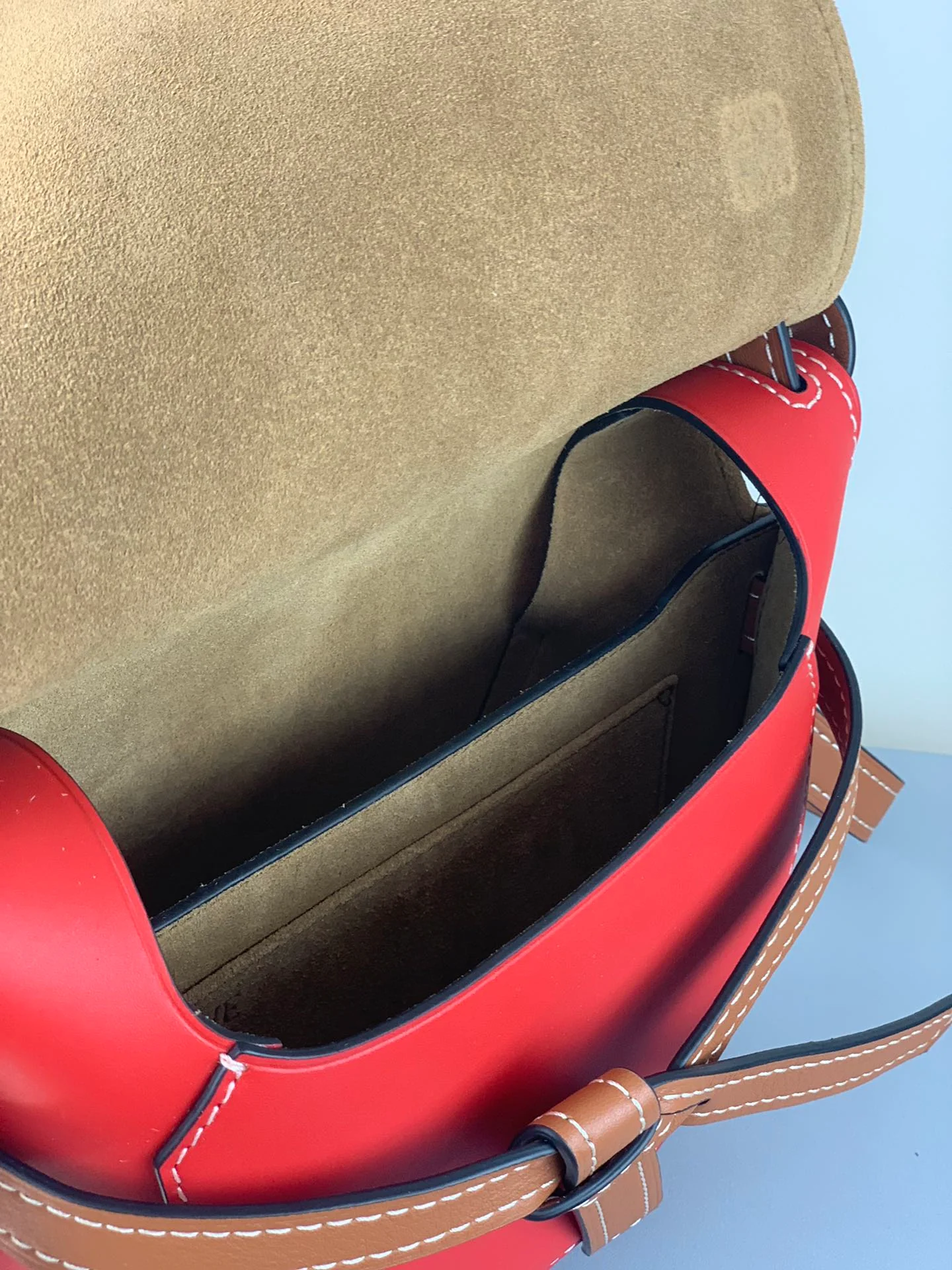 Loewe-gate-small-20x19x11-5-cm-4