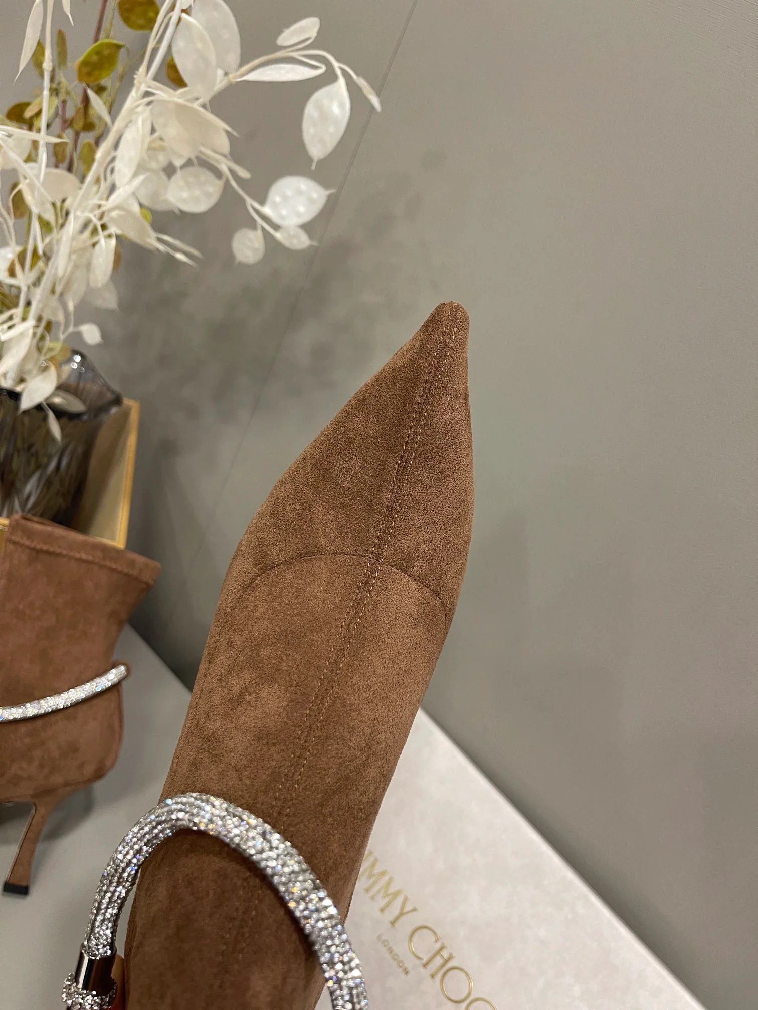 Новинка сезона осень/зима 2022 от Jimmy - Ботильоны на шпильке - Коричневые