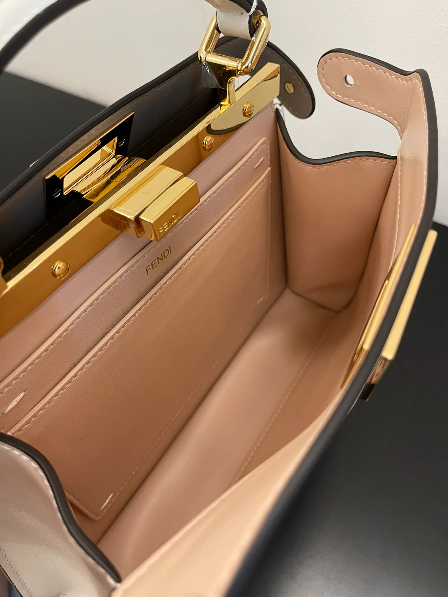 Fendi-peekaboo-i-see-u-small-white