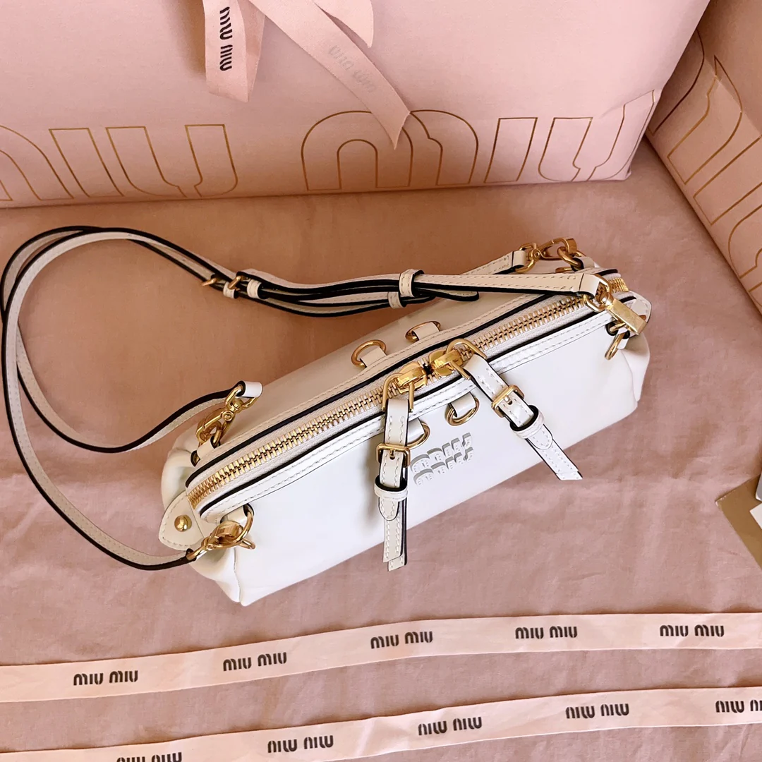 Рюкзак Miu Miu 5bf131 Shell Backpack - белый