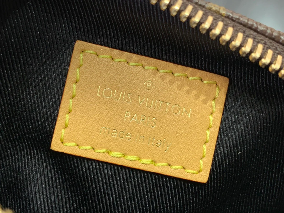 Сумка LV-m12617-pooch-bag с изображением французского бульдога - коричневая.