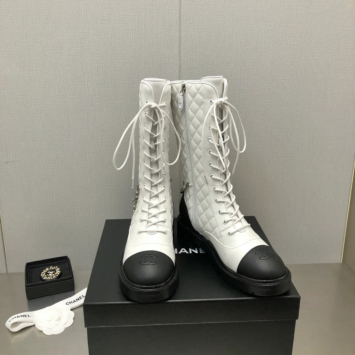 Стеганые сапоги Chanel из овечьей кожи на шнуровке - Размеры 35-39-40-41 (изготовление на заказ) - 2