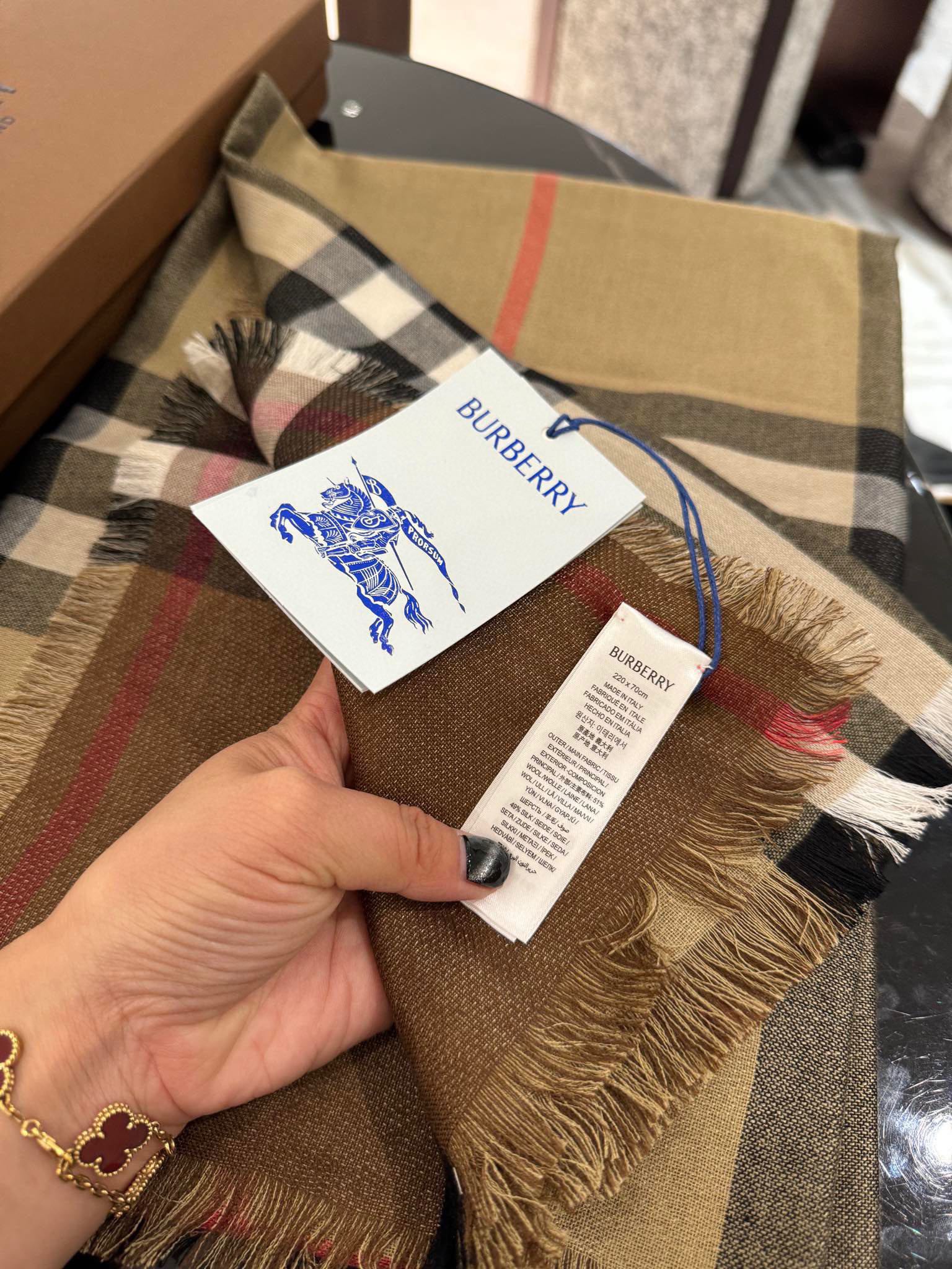 Шелково-кашемировый шарф Burberry в клетку, 2024 год - 220-70