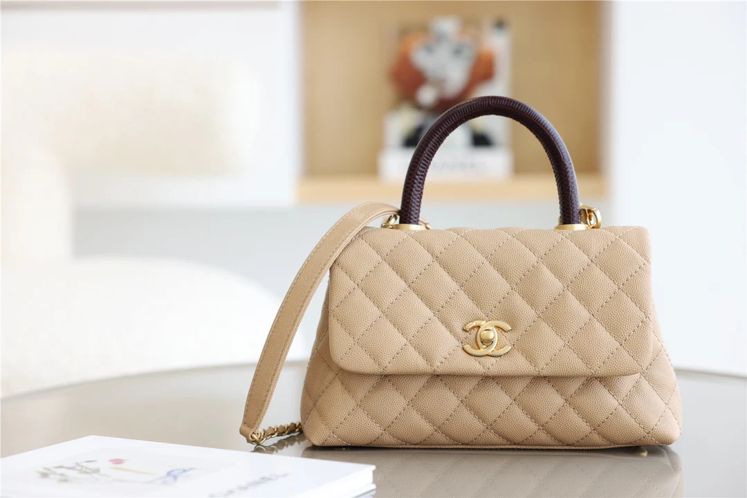 Chanel 2021 Coco Handle Apricot Lizard Pattern Handle Small