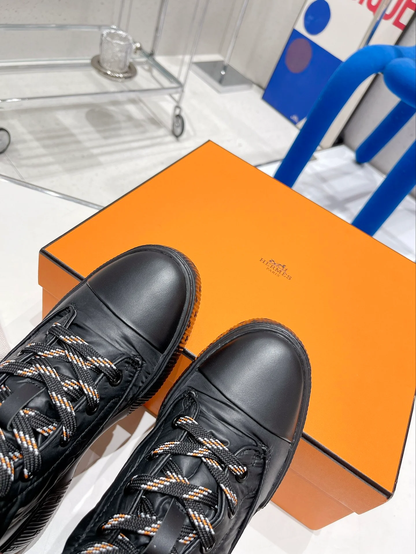 Новинка сезона осень/зима 2022 от Hermes - короткие сапоги и пуховые сапоги - 2