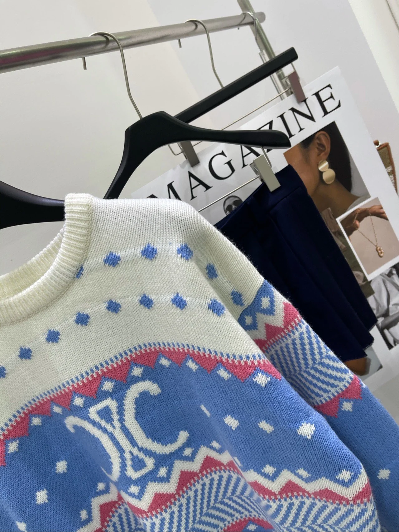 Свитер Celine 2403 с геометрическим узором 