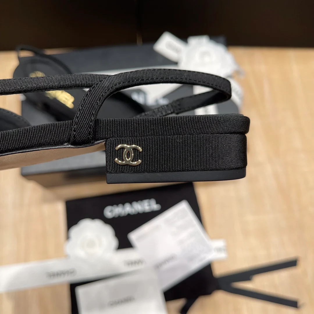 Chanel - Закрытые балетки