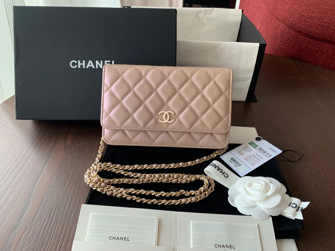 Chanel-woc-1
