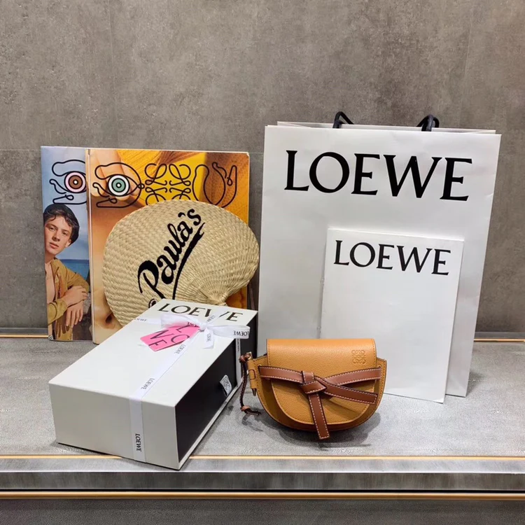 Изображение из коллекции Loewe Mini Gate с узором ?Личи?