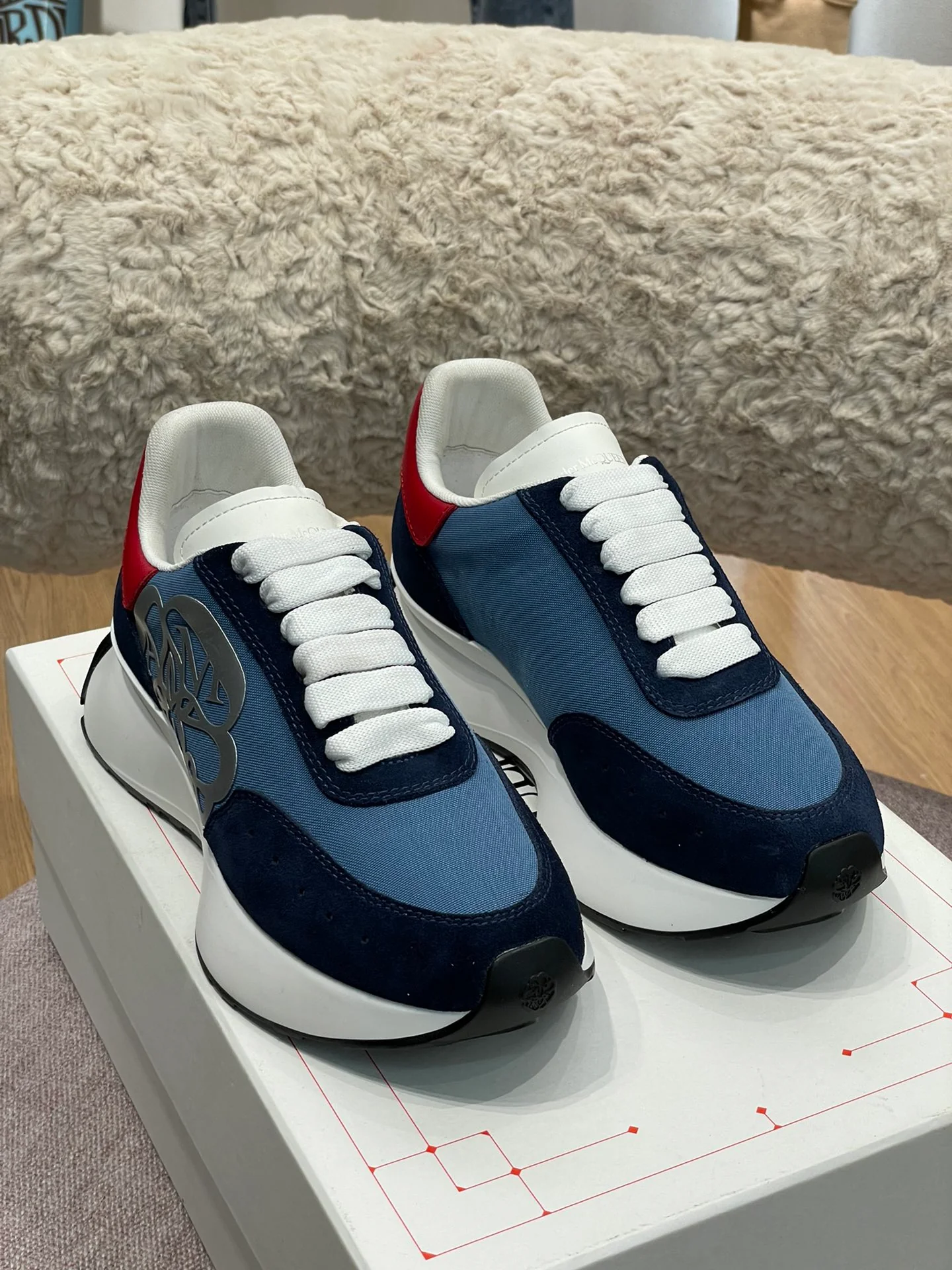 Кроссовки для бега McQueen весна/лето 2022 (парные)