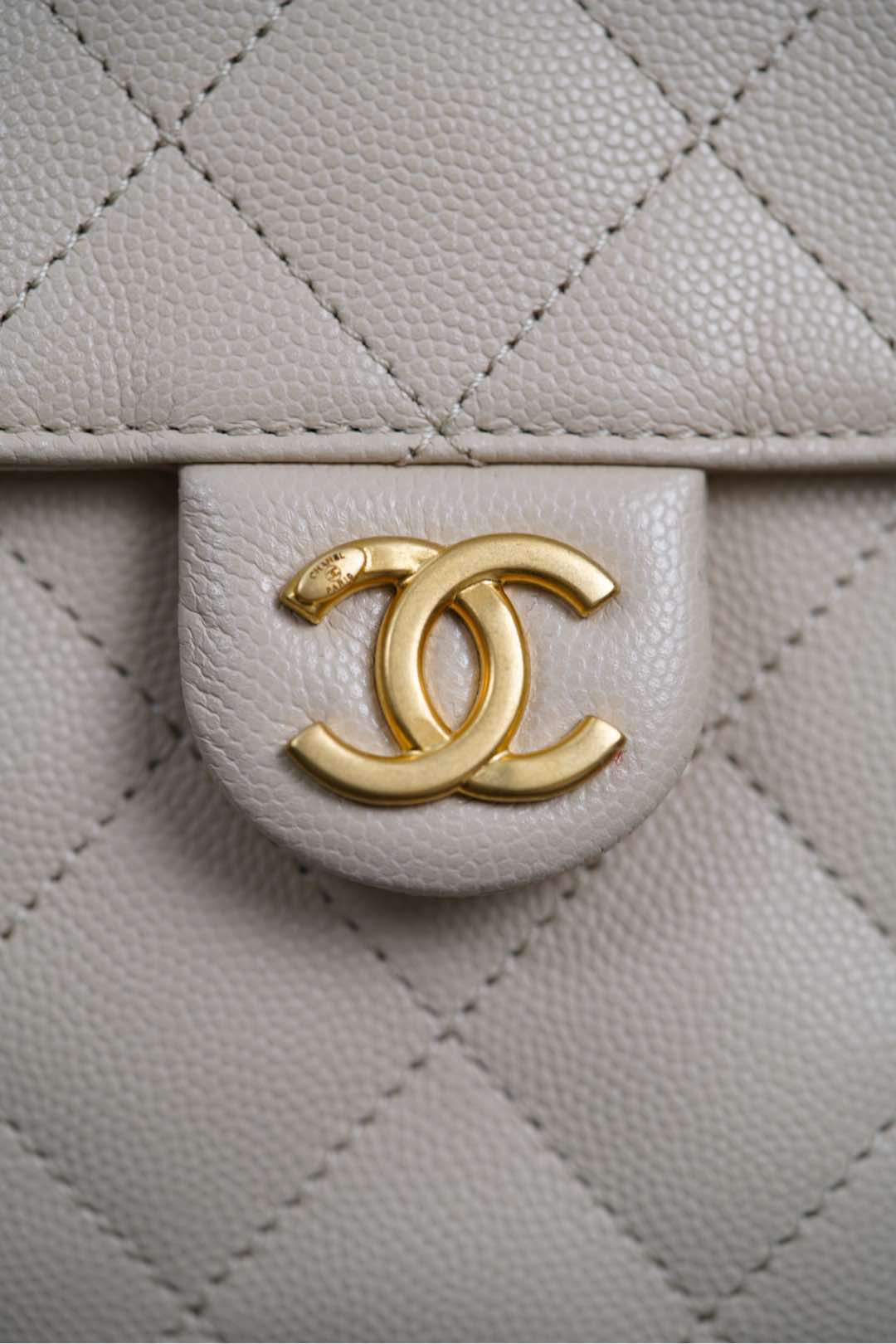 Сумка Chanel 25s 25bag Caviar Drawstring Hobo Small - Off-white