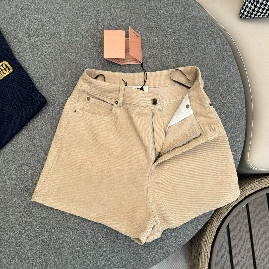 Miu Miu - 2404 - 24 Весна/Лето Новые ретро-шорты из вельвета