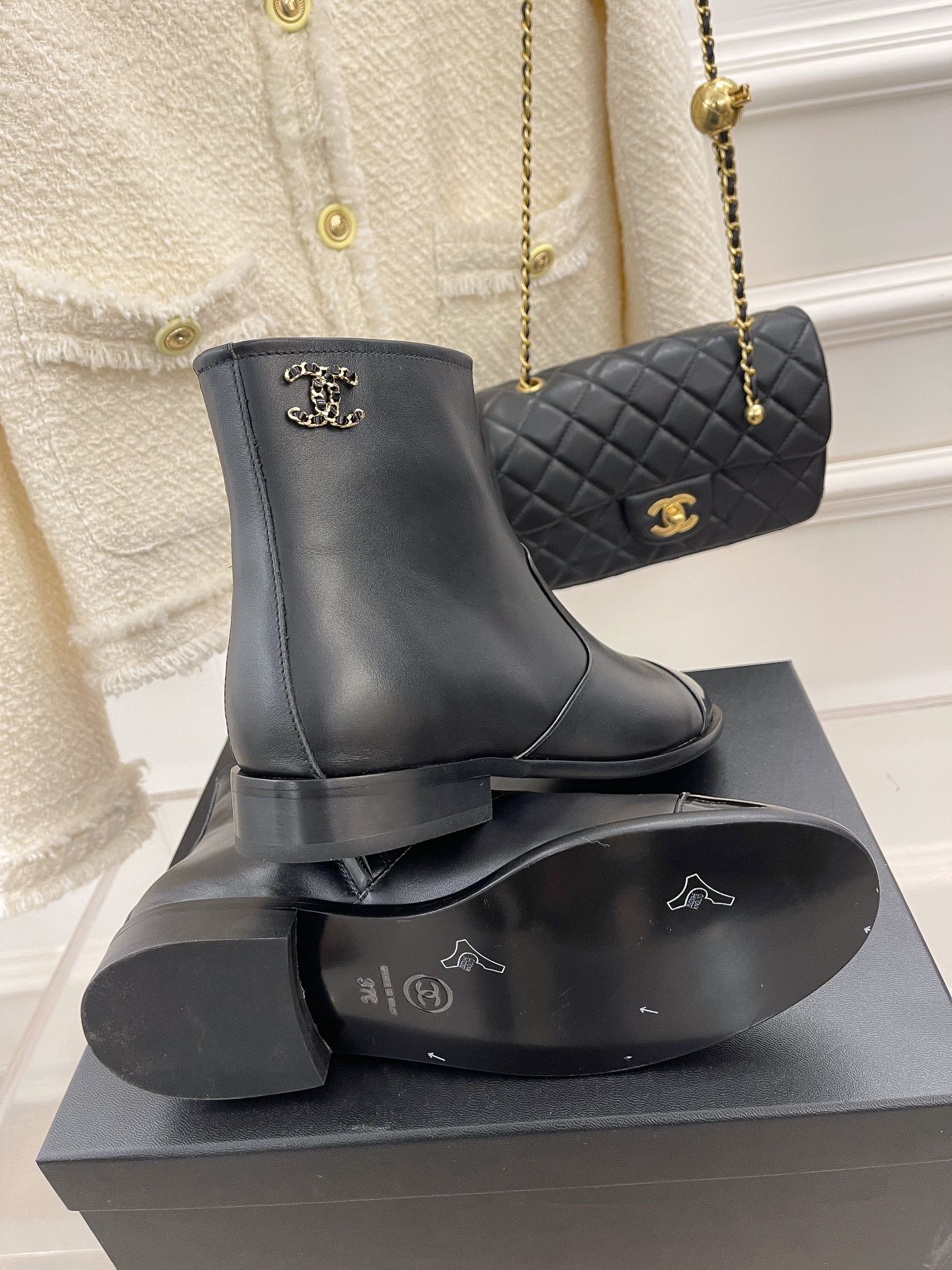 Новинка весны 2022 года от Hermes - Ботильоны - Черные