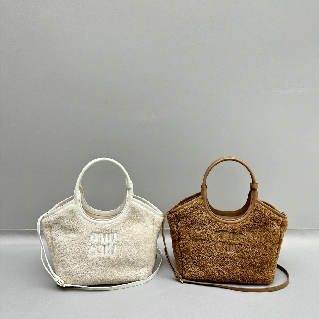 Сумка-тоут Miu Miu Ivy — сравнительные изображения