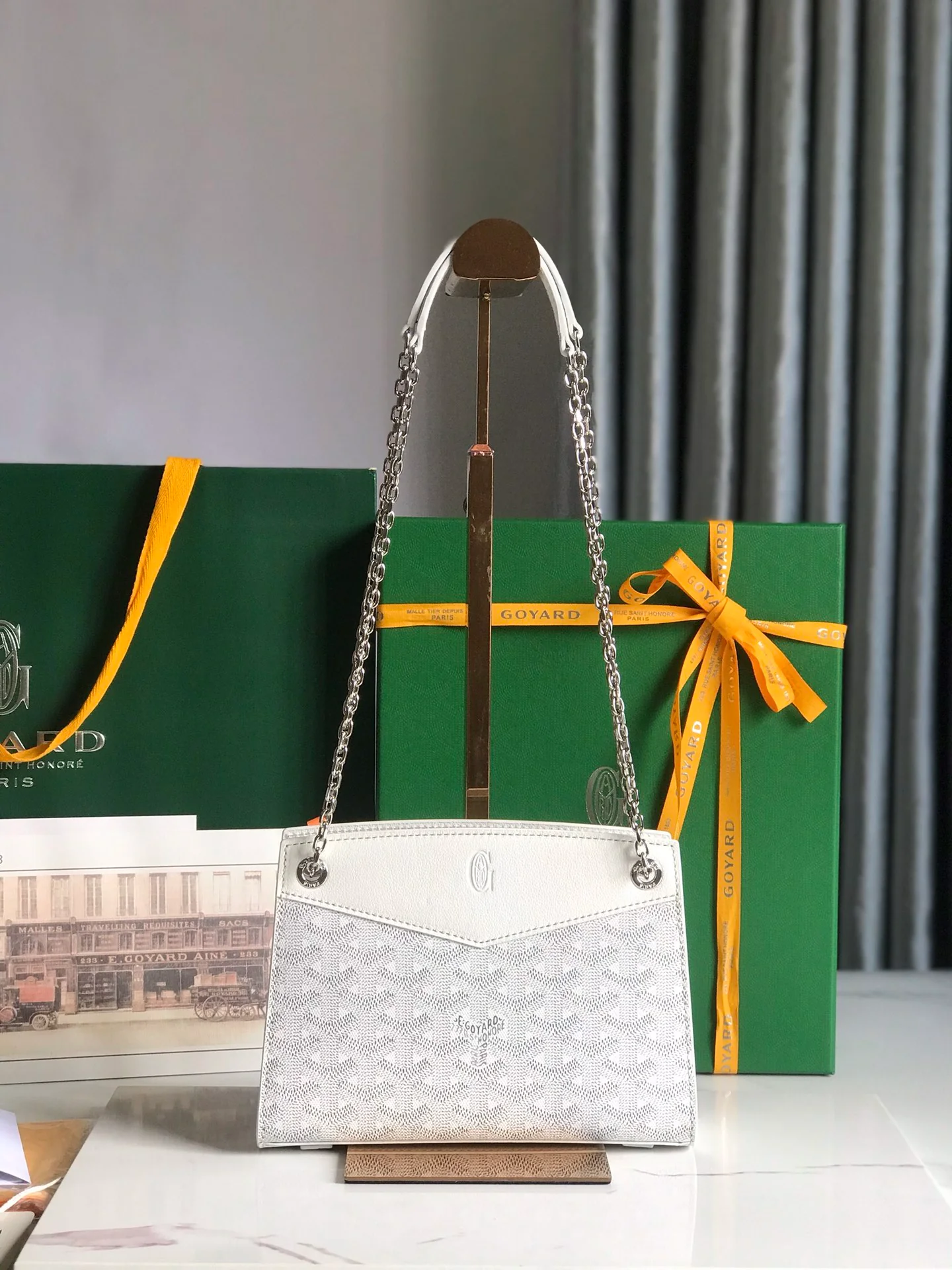 Кожаная сумка Goyard Rouette на цепочке - Mimi - белая