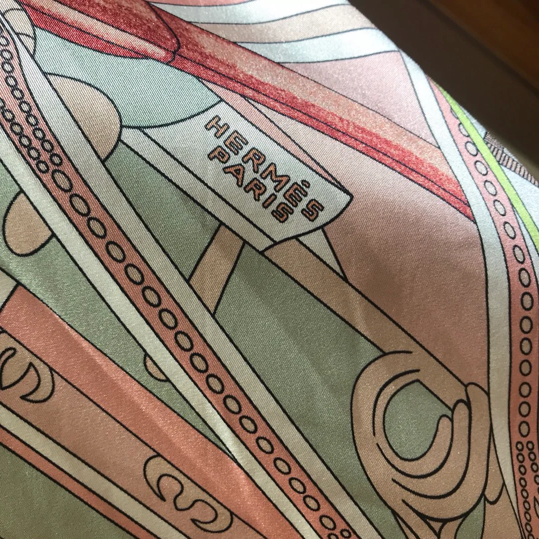 Hermes - Новейший шарф Garden Diamond - 100% - Твиловый шелк - 43-115 см