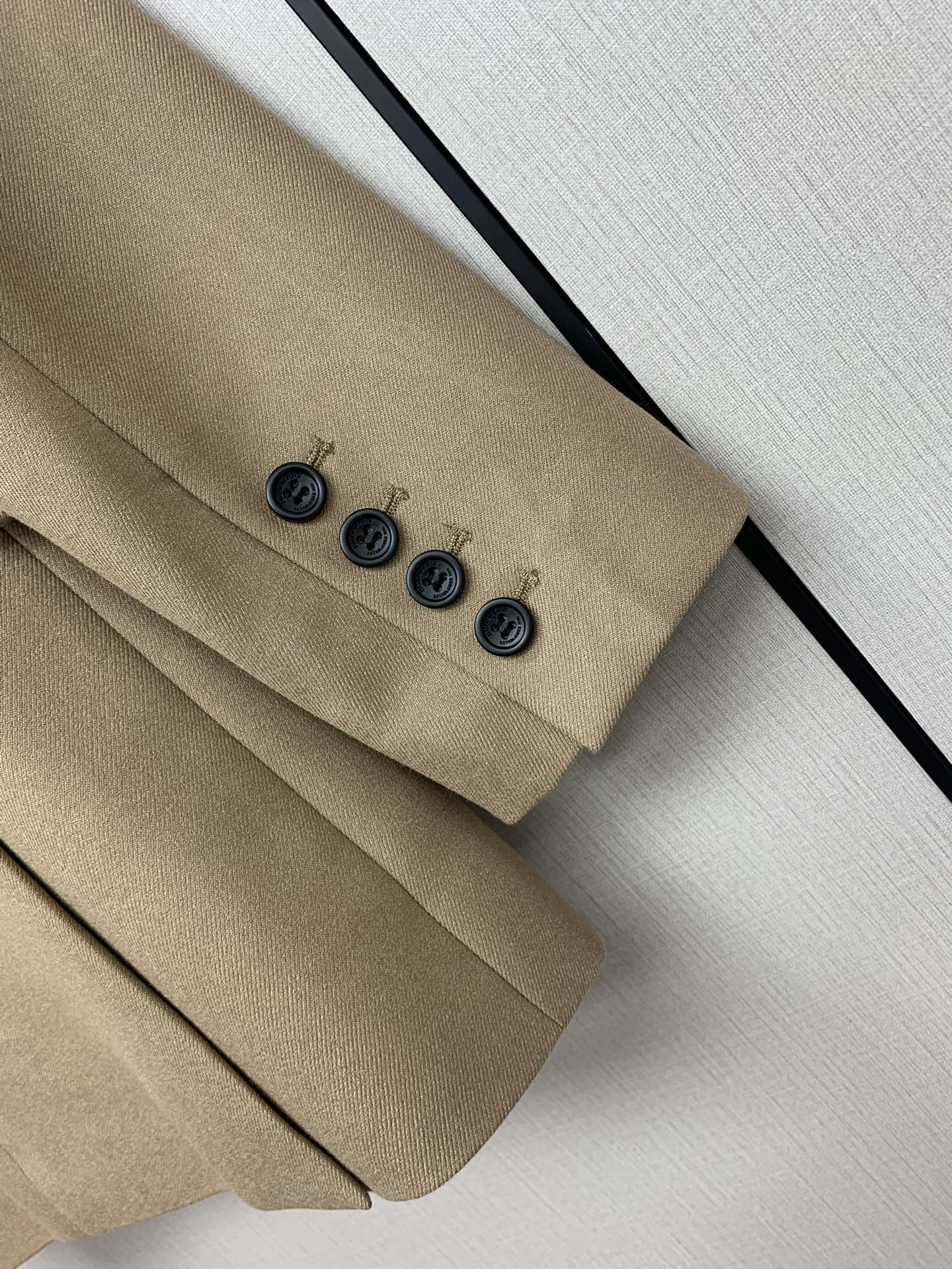 Burberry - 2403-24 Новый костюм для ранней весны - Топ