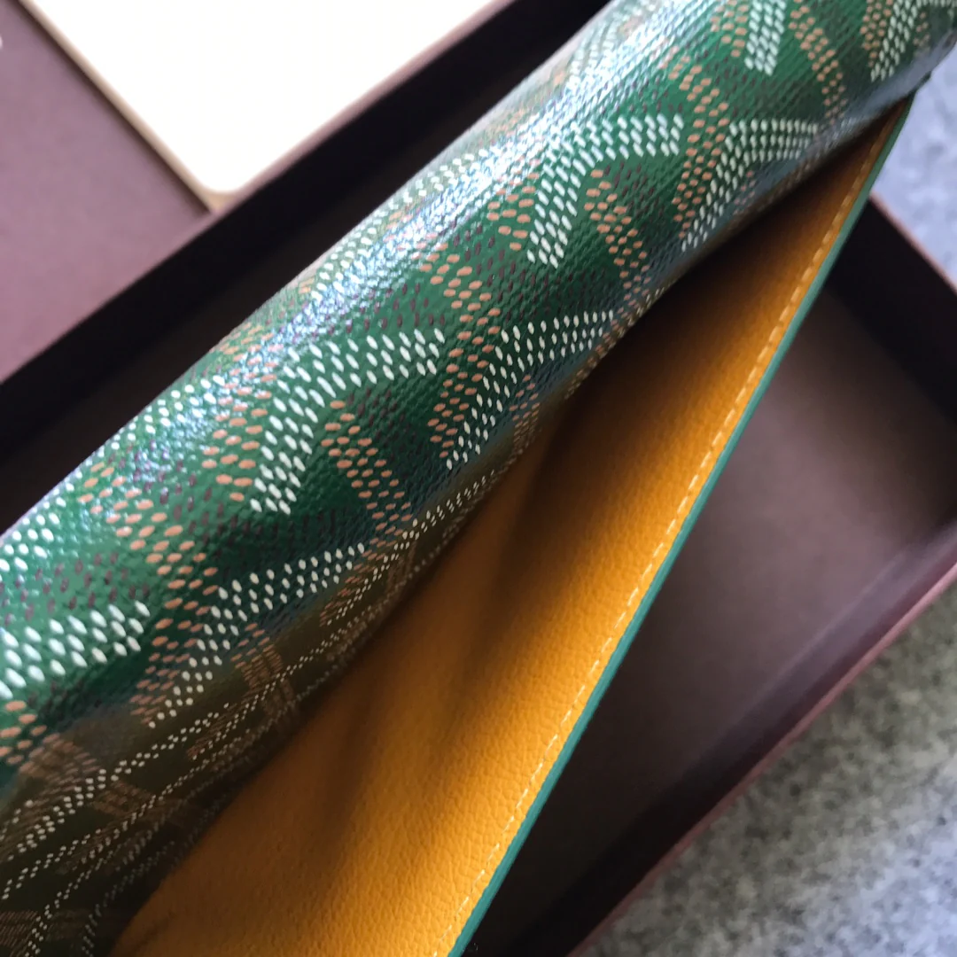 Кошелек Goyard с откидной крышкой