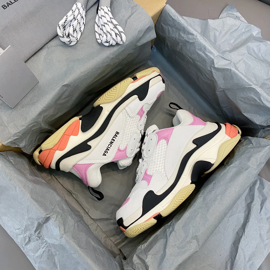 Кроссовки Balenciaga Triple S Dad Shoes