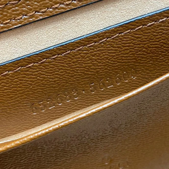 Замок Gucci 18-5-11 см