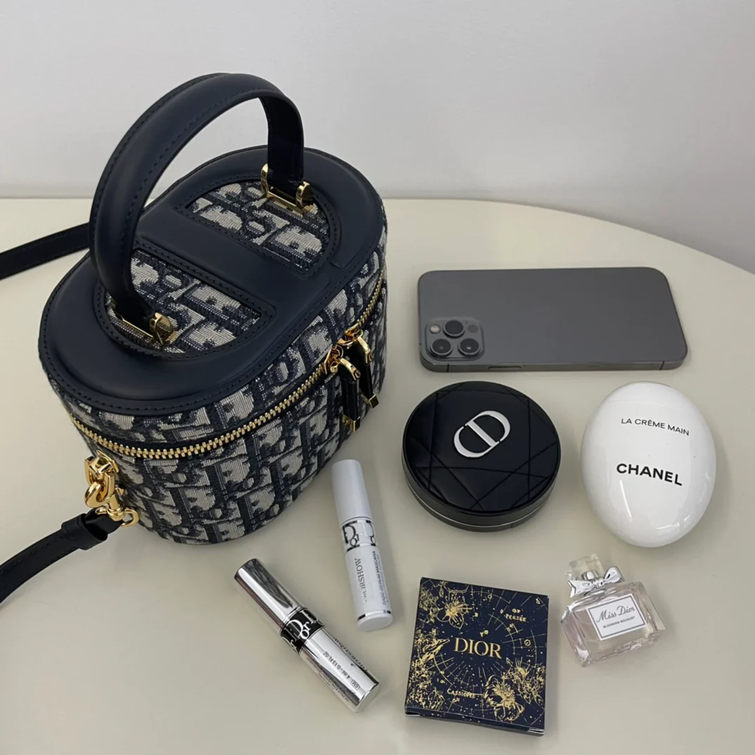 Косметичка Dior Signature Vanity Collection - Monogram Blue