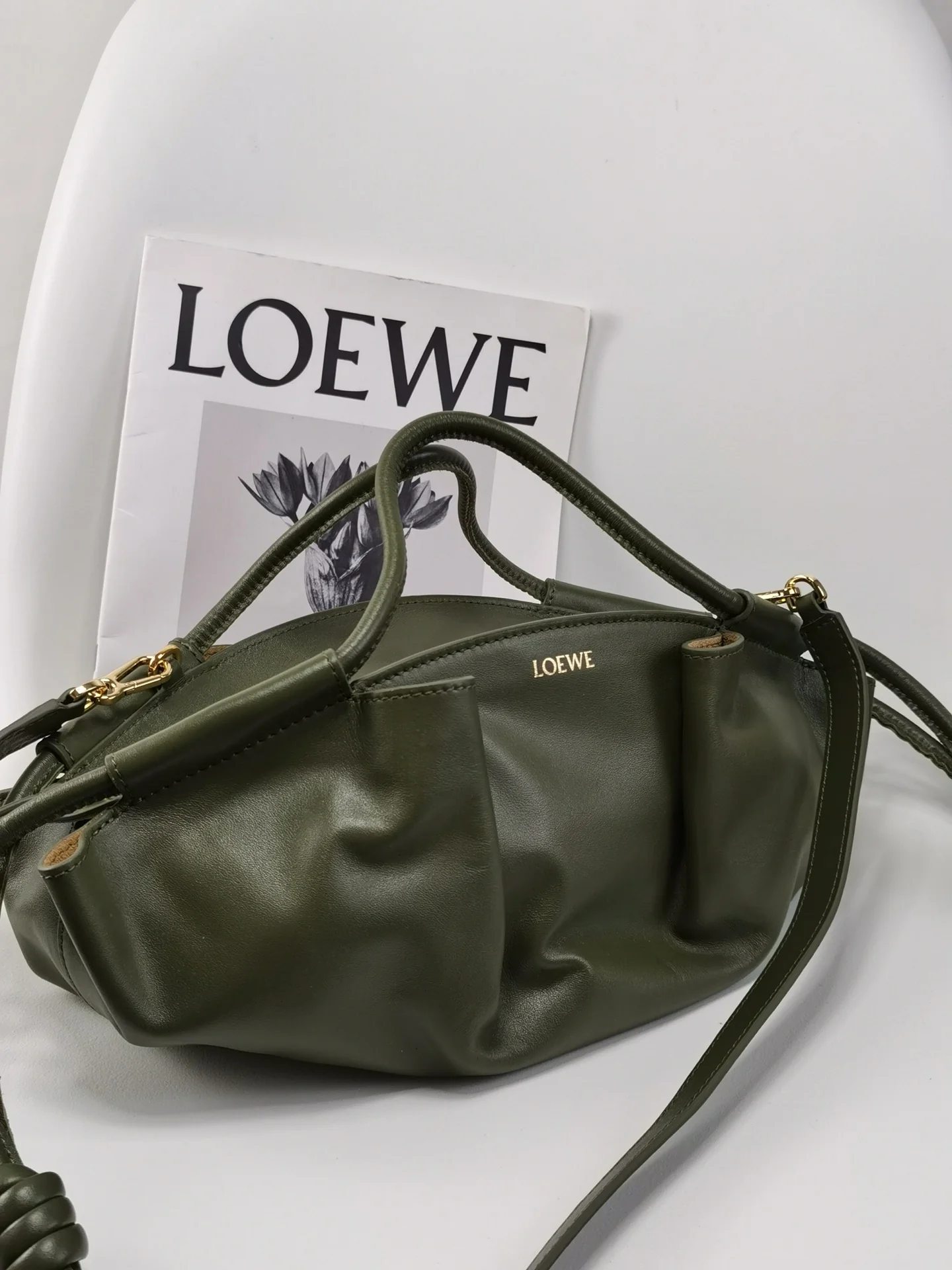 Сумка для прогулок Loewe Paseo - телячья кожа наппа - маленькая - темно-зеленая