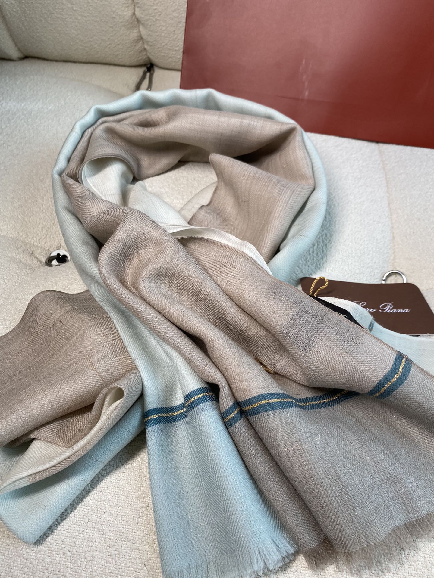 Кашемировая шаль Loro Piana с цветными блоками и серебристым клетчатым узором - 90-200 см