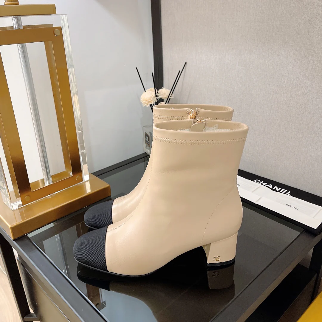 Ботильоны Chanel на шерстяной подкладке - бежевые