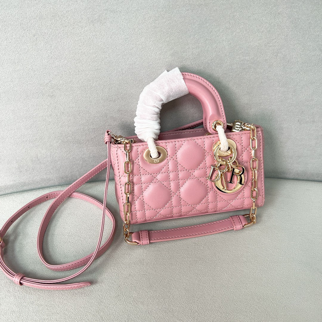 Dior Ladyjoy из овечьей кожи с золотой пряжкой - Мини - Розовый