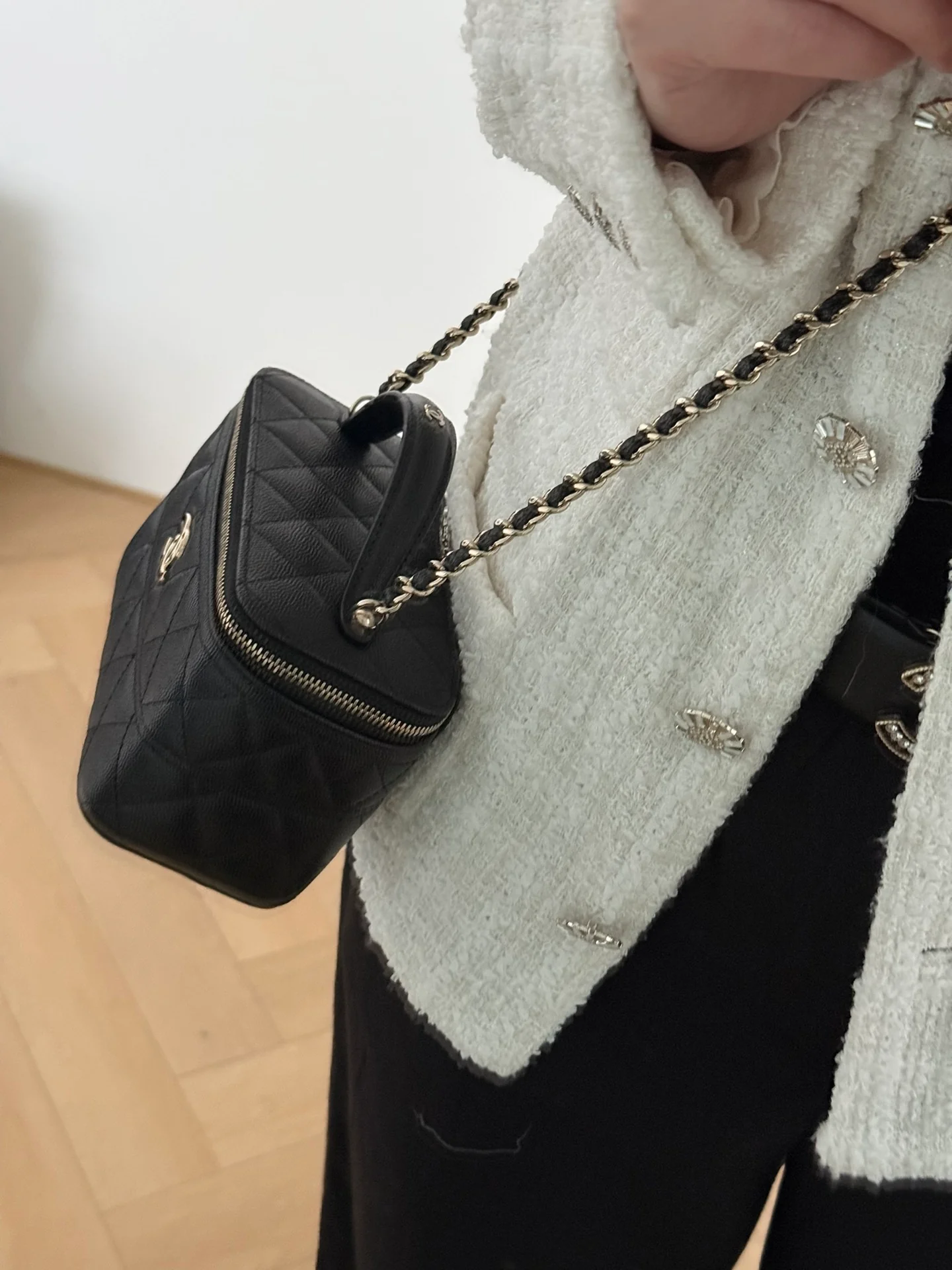 Сумка-ланчбокс Chanel 25c - черная