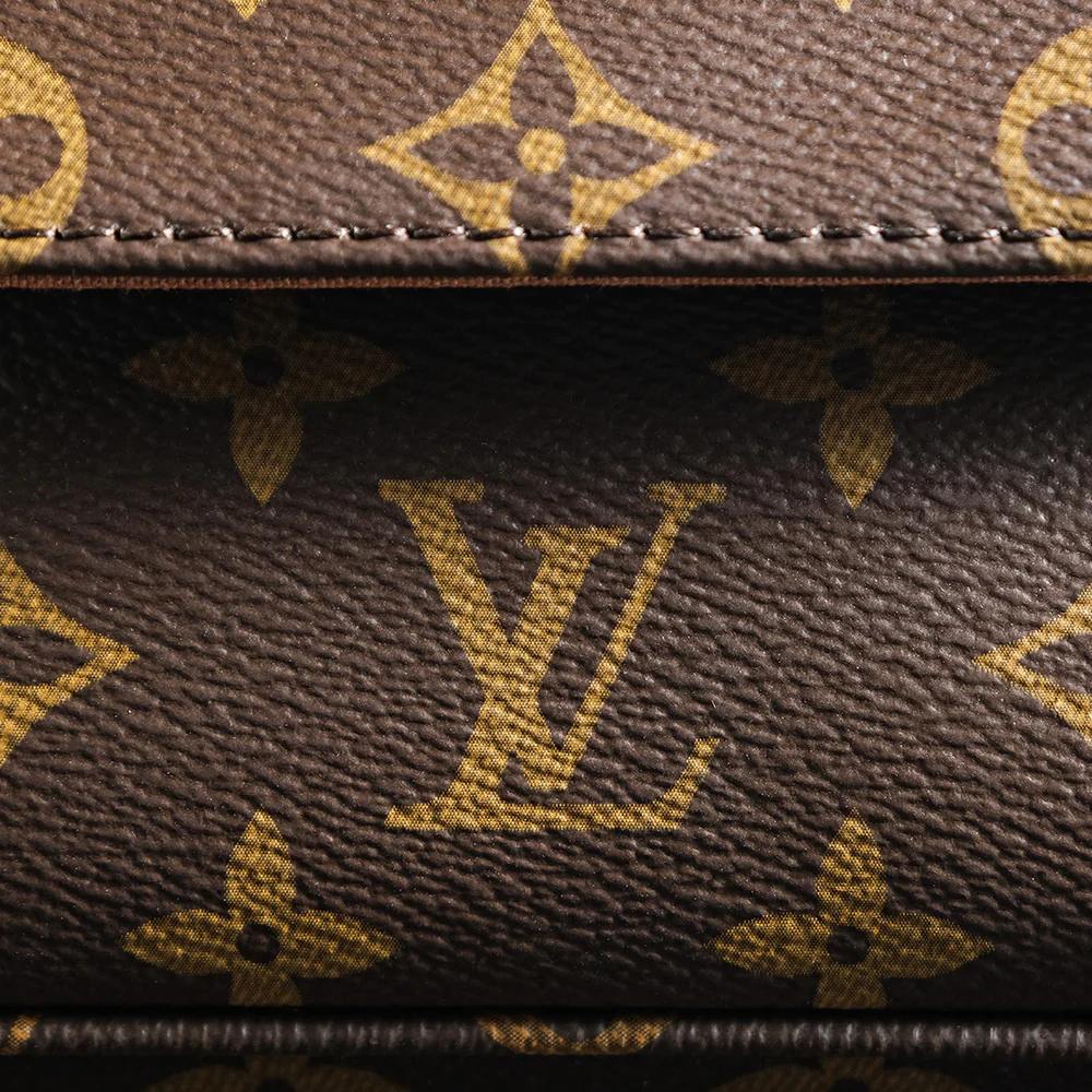 Маркировка в виде ромба на чипе LV - коричневая