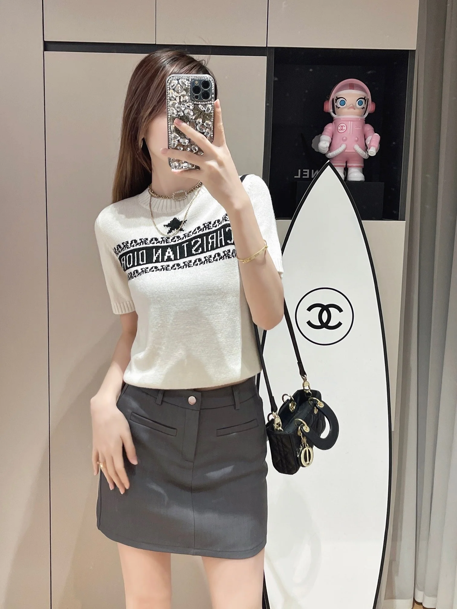 Dior - 2403-24 Ранняя весна. Новинка: рукава с жаккардовым узором и коротким рукавом - Белый