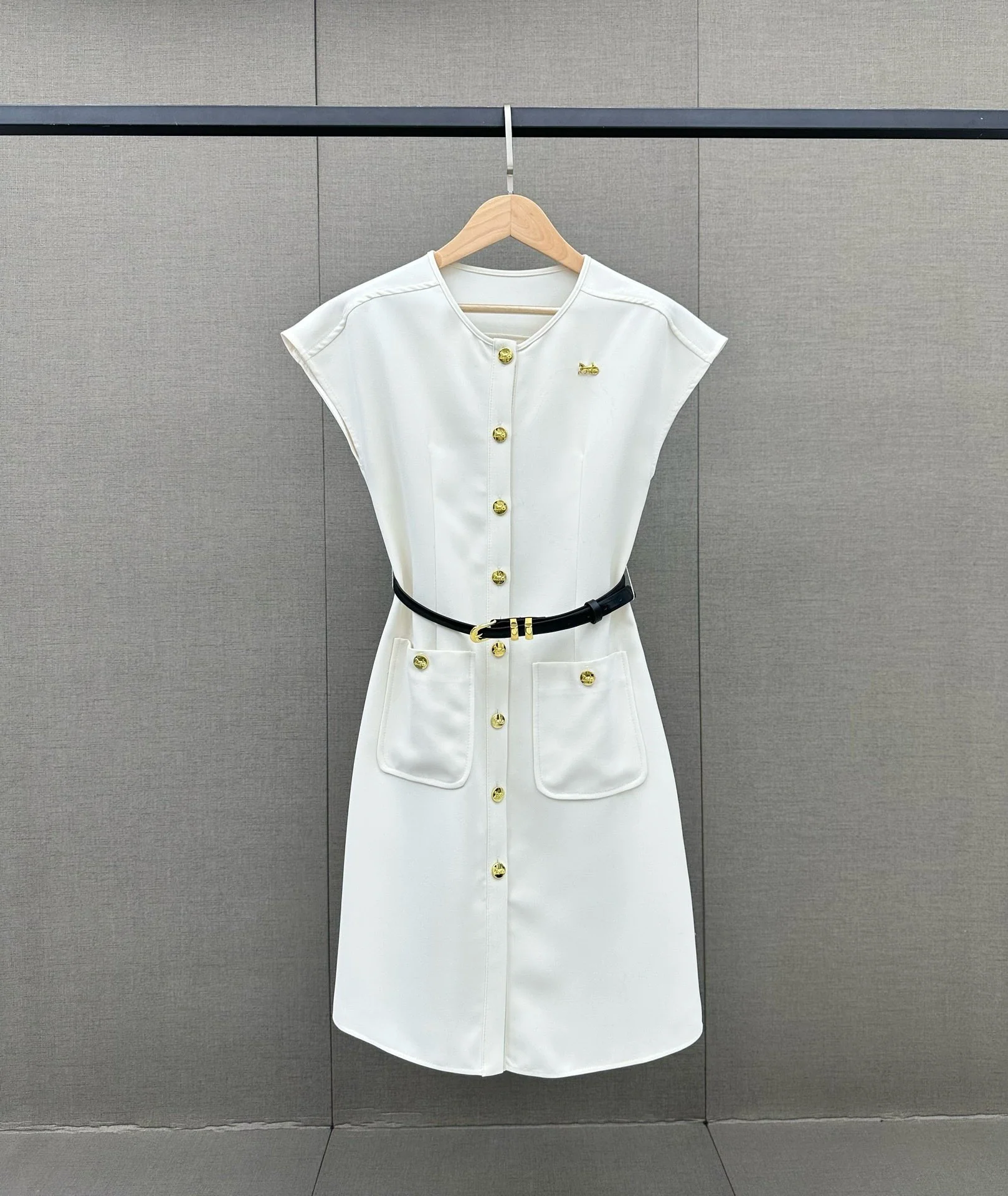 Celine-2404 - Элегантный комбинезон в стиле рабочей одежды с круглым вырезом